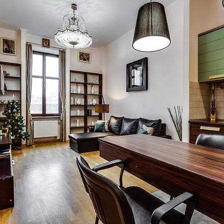 Stylish Apartment - Ivana Franka Street Львів Екстер'єр фото